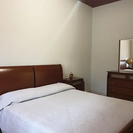 Center Apartment *